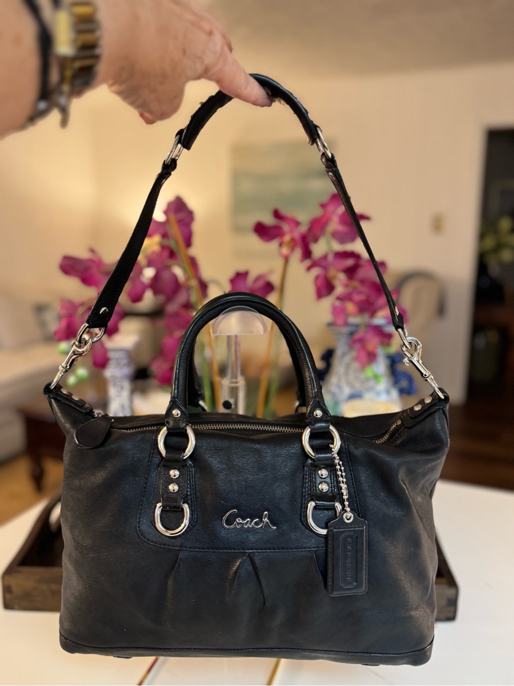 🖤💜 COACH ASHLEY BLACK LEATHER SATCHEL🖤💜 - Picture 2 of 12
